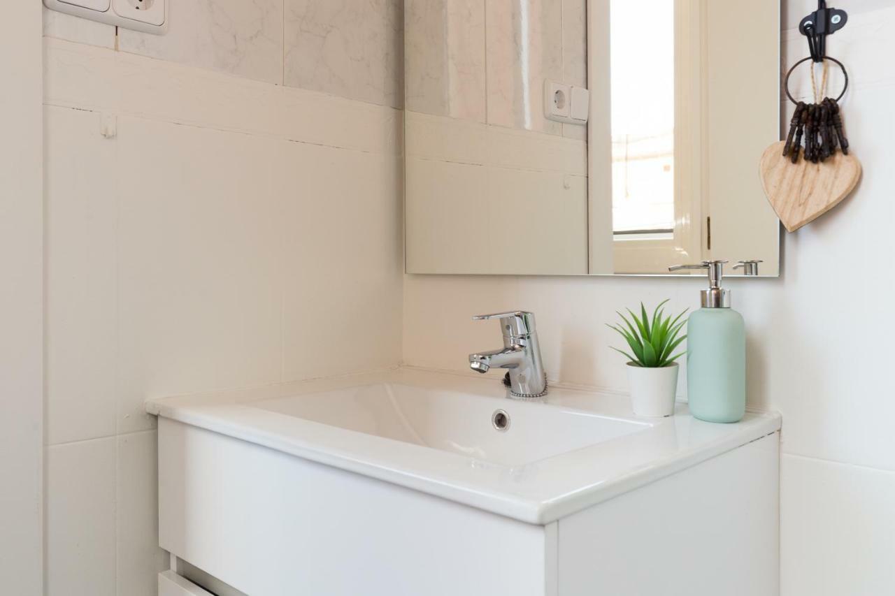 Friendly Family Poble-Sec Apartman Barcelona Kültér fotó